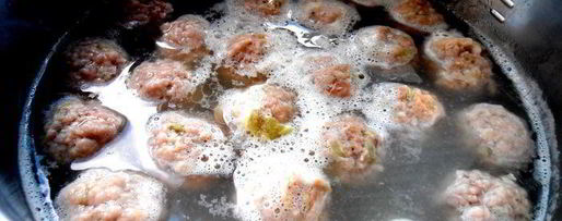 Шаг 4: латвийского свекольника с фрикадельками