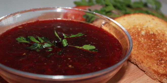 Рецепт свекольника с гренками