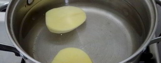 Шаг 2: свекольника с сосисками и сметаной