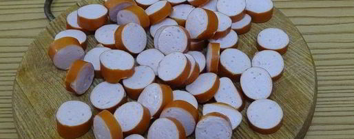 Шаг 9: свекольника с сосисками и сметаной