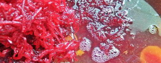 Шаг 14: свекольника с сосисками