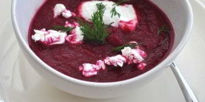 Рецепт свекольного крема-супа со сметаной и шнитт-луком