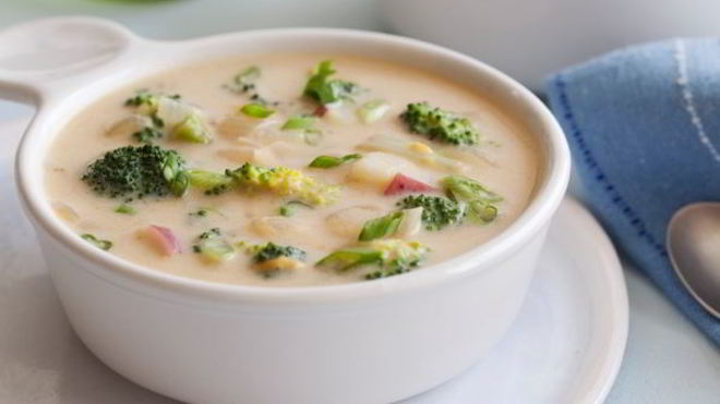 Рецепт Легкого сырного супа с шампиньонами и брокколи