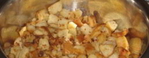 Шаг 3: сливочно-сырного суп с чесночными сухариками