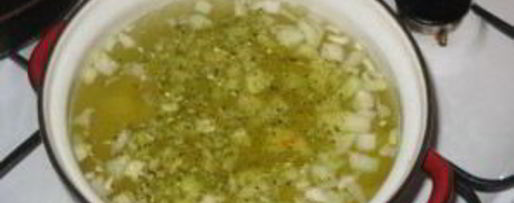 Шаг 5: сливочно-сырного суп с чесночными сухариками