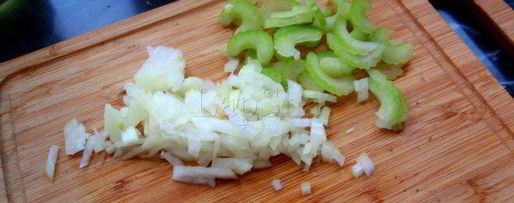 Шаг 1: сырного крема-супа с грибами и курицей