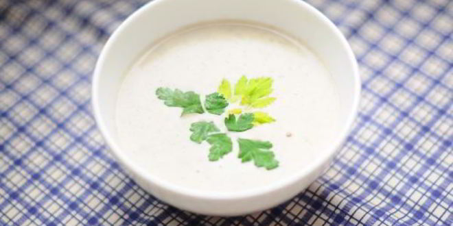 Рецепт сырного крема-супа с грибами и сельдереем