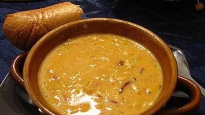 Рецепт Сырного супа-пюре с гренками, луком и зеленью