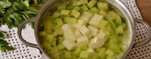 Шаг 1: сырного супа-пюре с кабачком