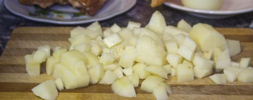 Шаг 1: сырного супа с копченой курицей