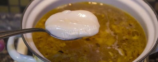 Шаг 9: сырного супа с копченой курицей