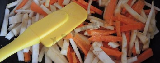 Шаг 9: сырного супа с куриными фрикадельками