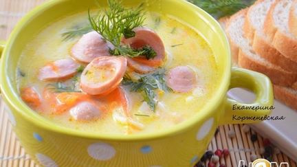 Рецепт Сырного супа с сосисками