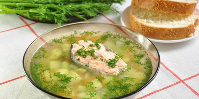 Рецепт ухи из форели с зеленью