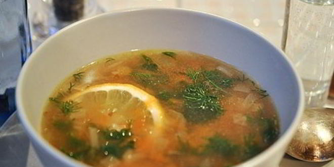 Рецепт ухи из осетра с томатной пастой