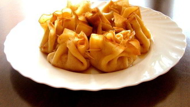 Рецепт Блинчиков с карамелизованными яблоками