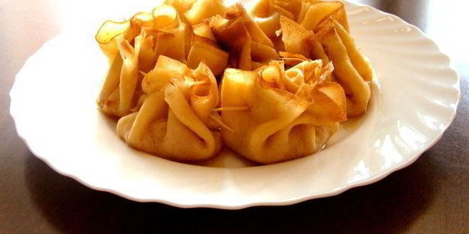 Рецепт блинчиков с карамелизованными яблоками