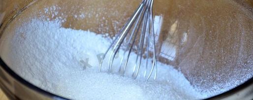 Шаг 1: блинчиков с начинкой под вишневым соусом