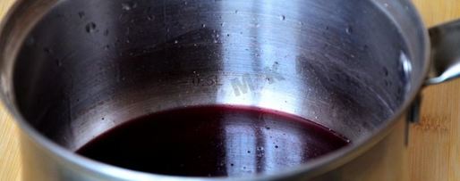 Шаг 10: блинчиков с начинкой под вишневым соусом