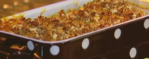 Шаг 8: блинчиков с творогом, пряностями и кедровыми орехами