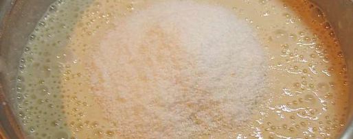 Шаг 3: блинов с кокосовой стружкой и клубничным соусом