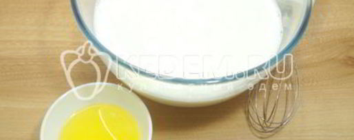 Шаг 1: блинов с курицей и морковью по-корейски