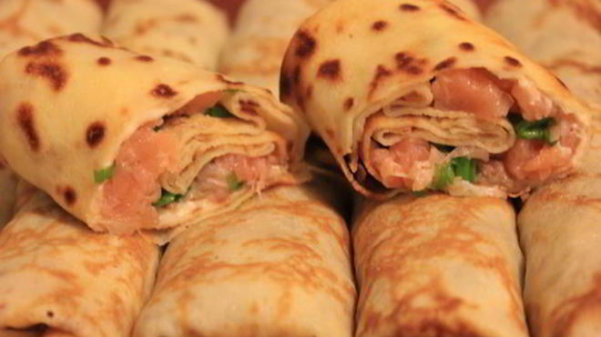 Рецепт Фаршированных блинчиков с семгой и плавленным сыром