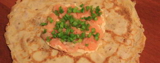 Шаг 7: фаршированных блинчиков с семгой и плавленным сыром