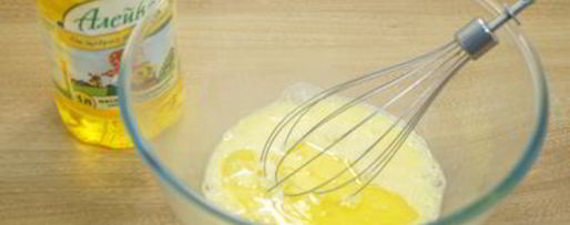 Шаг 1: тонких блинчиков на молоке с дырочками