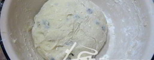 Шаг 1: булочек с изюмом