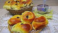 Рецепт Булочек с курагой из дрожжевого теста