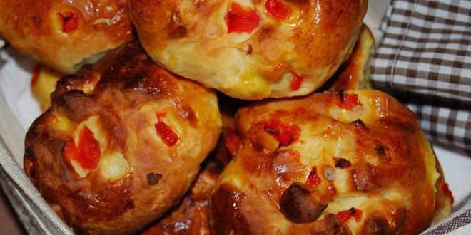 Рецепт булочек с рикоттой и сладким красным перцем