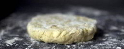 Шаг 3: булочек с яблоками и сыром чеддер