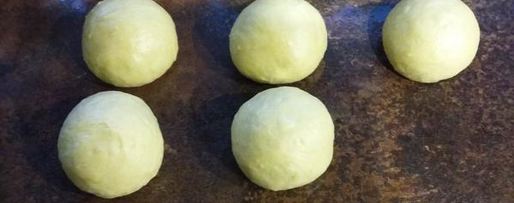 Шаг 8: испанских булочек ensaimadas