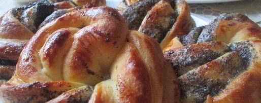 Шаг 5: плюшек-завитушек маковых