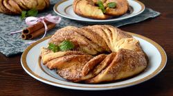 Рецепт Слоеных булочек с корицей