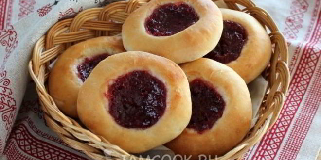 Рецепт ватрушек с вареньем
