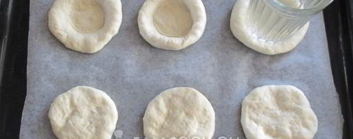 Шаг 8: ватрушек с вареньем