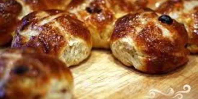 Рецепт воздушных булочек с изюмом
