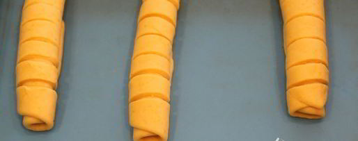 Шаг 2: воздушных тыквенных булочек на сгущенке