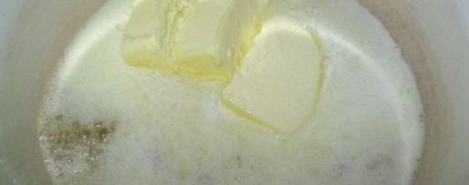 Шаг 1: чизкейка без выпечки с карамелью