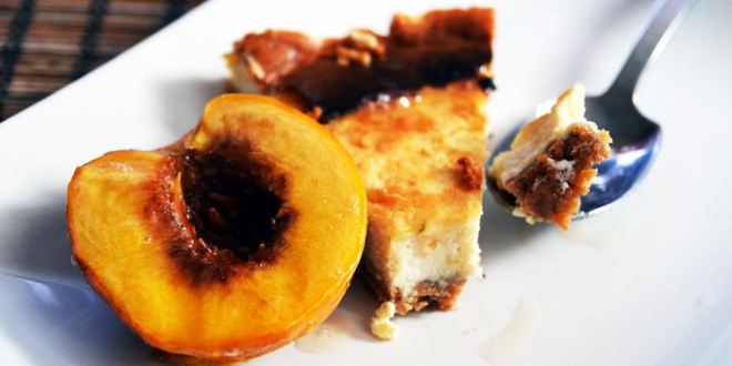 Рецепт чизкейка нью-йорк с медовыми персиками