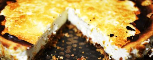 Шаг 4: чизкейка нью-йорк с медовыми персиками