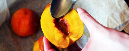 Шаг 5: чизкейка нью-йорк с медовыми персиками