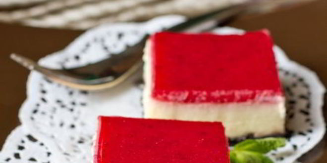 Рецепт чизкейка с белым шоколадом и клубничным желе