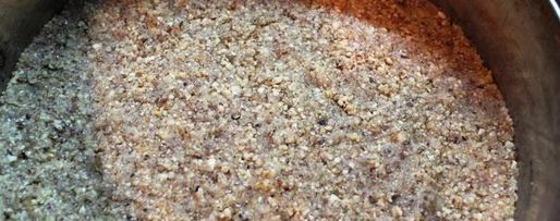 Шаг 1: чизкейка с голубым сыром и пьяной грушей