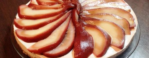 Шаг 8: чизкейка с голубым сыром и пьяной грушей