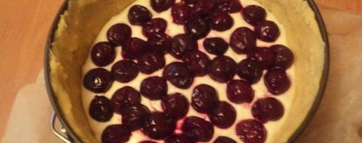 Шаг 4: чизкейка с вишней