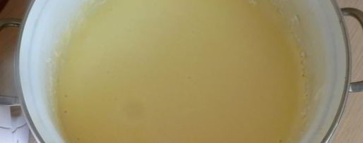 Шаг 1: йогуртового чизкейка с миндалем и вареной сгущенкой