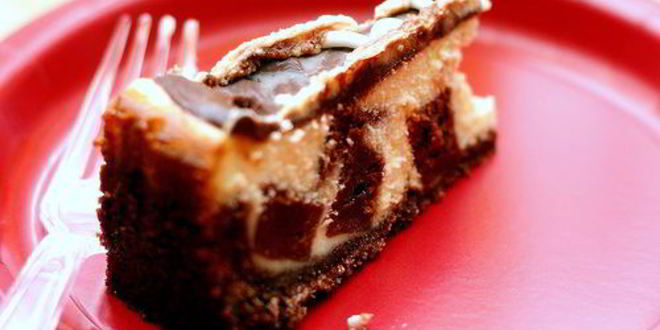 Рецепт мозаичного чизкейка с горьким шоколадом